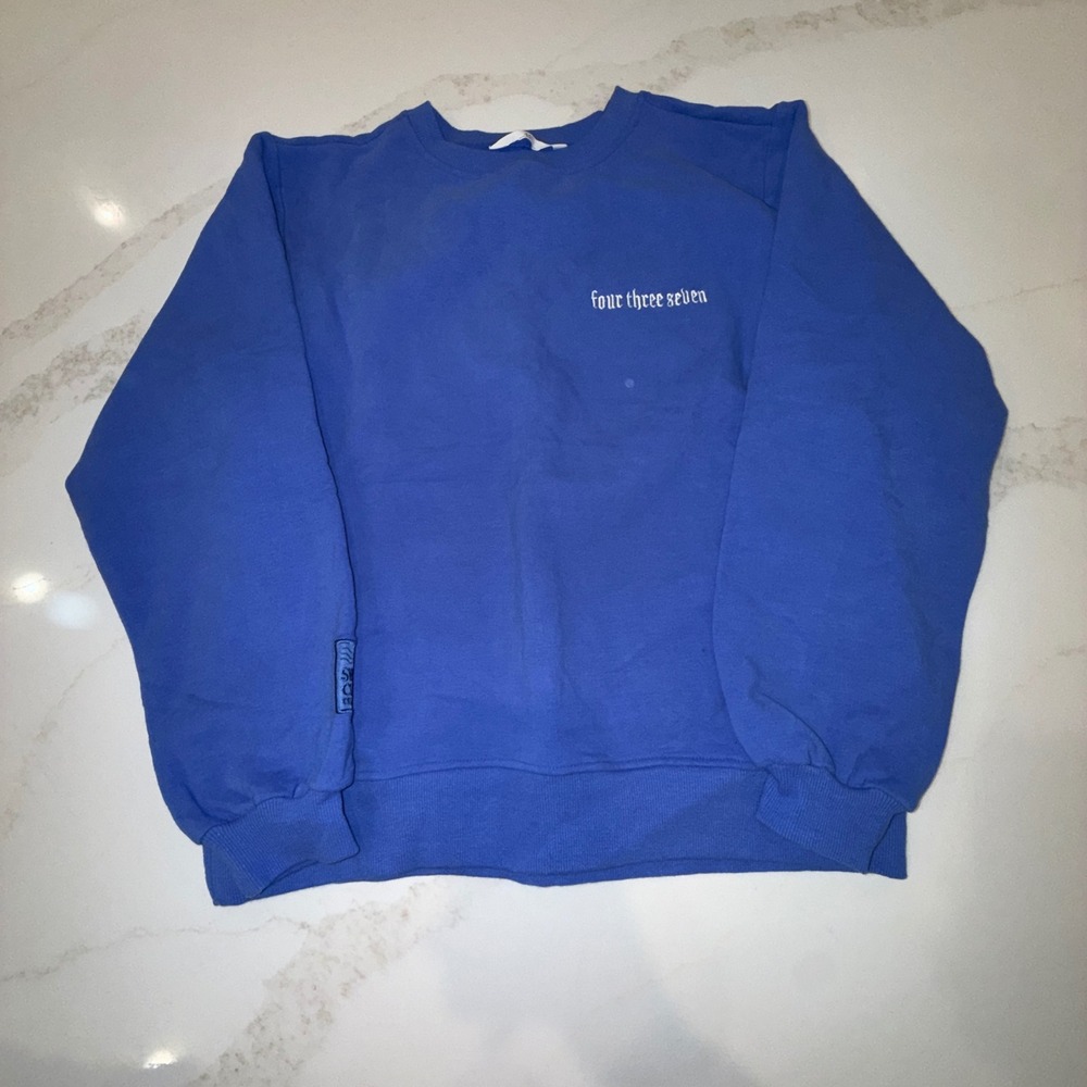 437 Four Three Seven Royal Blue Crewneck Sweatshirt Gothic Logo Pullover Small
